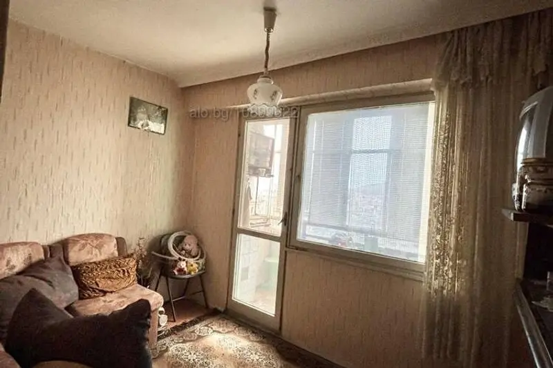 Панелна гарсониера до Автогарата — 41 м², с потенциал за преустройство — 4